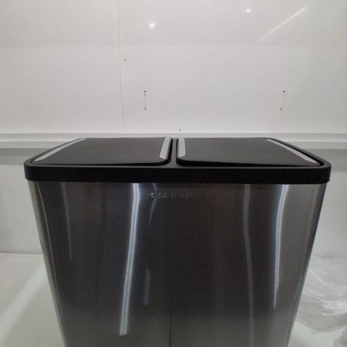 THE STEP N' SORT 2-BIN SOFT-STEP TRASH AND RECYCLING BIN WITH REMOVABLE INNER BINS - 18GAL - SILVER (MODEL: 900702) image 5