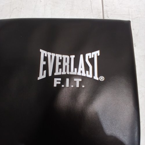EVERLAST FOLDING EXERCISE MAT - 72" X 24" X 1.25" - BLACK (MODEL: EV9050BK) image 2