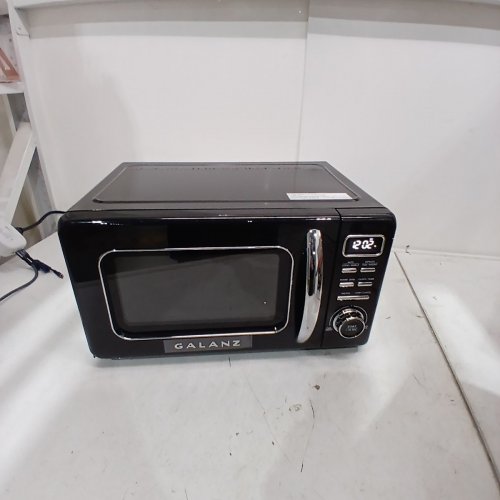 GALANZ RETRO STYLE COUNTERTOP MICROWAVE OVEN - 0.7CU.FT - BLACK - (MODEL: GLCMKZ09BKR09) image 3