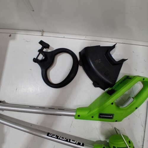 GREENWORKS CORDLESS STRING TRIMMER *TOOL ONLY*- 40V - 12" - GREEN/BLACK (MODEL: STF309) image 3