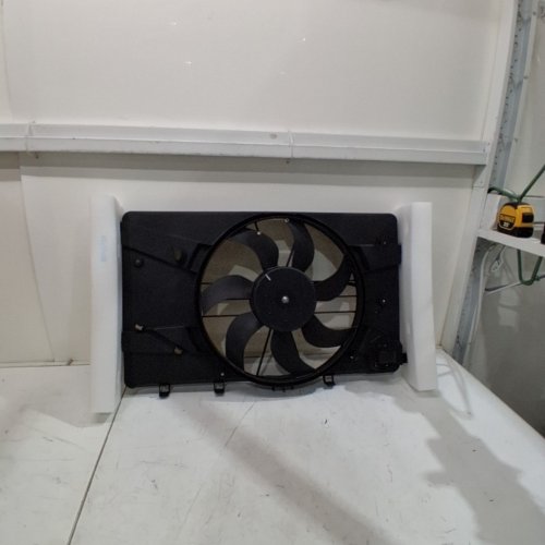 FOUR SEASONS RADIATOR FAN MOTOR ASSEMBLY - FITS SELECT MODELS - BLACK (MODEL: 76243) image 2