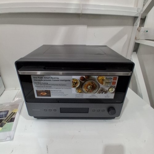 PANASONIC COUNTERTOP MICROWAVE OVEN WITH GENIUS SENSOR 2.0 - 11 MODES, 1200W - 1.0 CUBIC FT - METALLIC GREY (MODEL: NN-SF57RMC) image 3