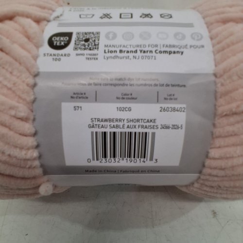 LIONBRAND COVER STORY POSH TWIST YARN - 200G - STRAWBERRY SHORTCAKE / PINK image 3