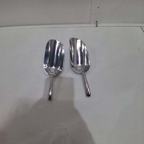 2PK METAL ICE SCOOPS - SILVER image 3