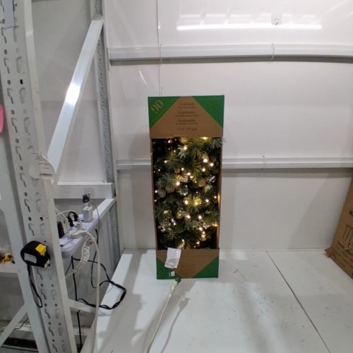 PRE-LIT LED CHRISTMAS GARLAND - 9FT - GREEN (ITEM: 1740015) image 3
