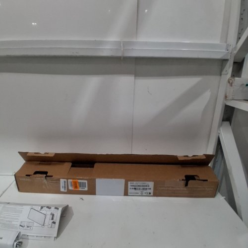 SAMSUNG THE FRAME CUSTOMIZABLE BEZEL TV FRAME - 2021-2022 COMPATIBLE - 32" - MODERN TEAK (MODEL: VG-SCFC32TKBZA) image 4