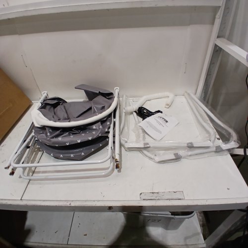 VEVOR FOLDABLE DOG PET BATHTUB ELEVATED SHOWER STATION - SMALL AND MEDIUM - LIGHT GREY (MODEL: HGT0056) image 2
