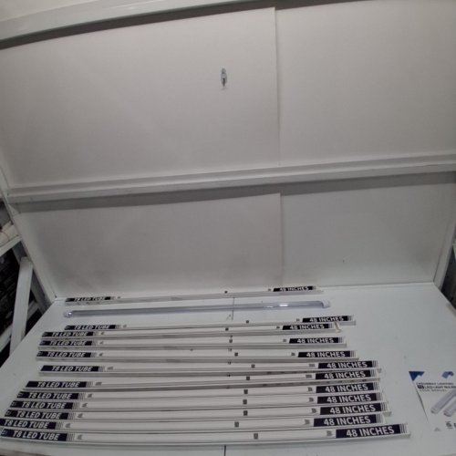 12PK CNSUNWAY T8 LED TUBE DUAL-ENDED POWER LIGHTS FOR GARAGE/WAREHOUSE - 4FT - 6500K - (MODEL: 6000K-4FT-22W-CC-12) image 2