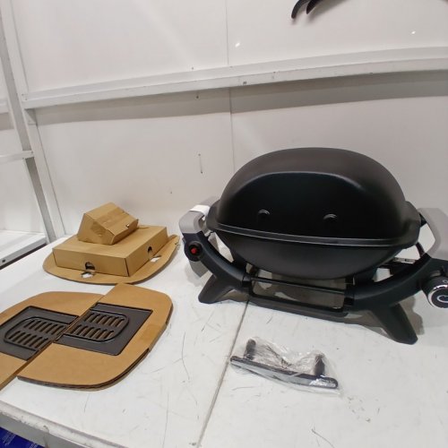 WEBER COMPACT Q SERIES OUTDOOR GAS GRILL - 27" - BLACK - (MODEL:Q1000N) image 3
