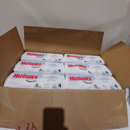 186PK HUGGIES SNUG AND DRY DIAPERS - SIZE 4 image 2