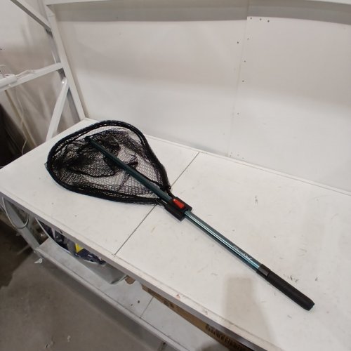 BASS PRO SHOPS XPS LANDING NET - 22" X 26" – 34"-57" HANDLE - BLUE image 2