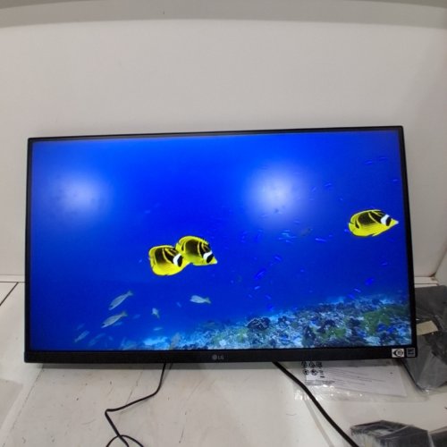 SAMSUNG ESSENTIAL S3 CLASS 16:9 IN-PLANE SWITCHING (IPS) FULL HD LCD MONITOR - 27" - BLACK (MODEL: S27D300GAN ) image 2