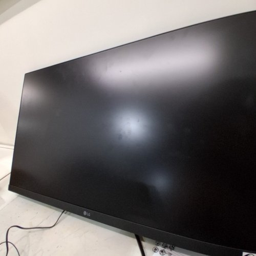 SAMSUNG ESSENTIAL S3 CLASS 16:9 IN-PLANE SWITCHING (IPS) FULL HD LCD MONITOR - 27" - BLACK (MODEL: S27D300GAN ) image 6