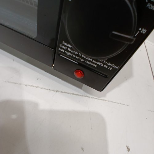 MAINSTAYS 4-SLICE TOASTER OVEN - FITS A 9" PIZZA - BLACK (MODEL: MDS4100112163) image 2