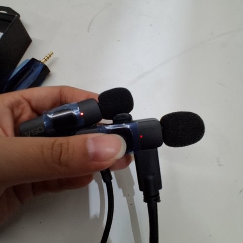 OSA WIRELESS LAVALIER MICROPHONE SYSTEM WITH 3.5MM AUX RECEIVER AND 2 MICROPHONES - BLACK (MODEL: K35) image 2
