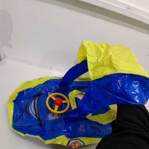 INFLATABLE BABY POOL CAR FLOAT WITH SUNSHADE - 44 LBS MAX - BLUE / YELLOW image 3