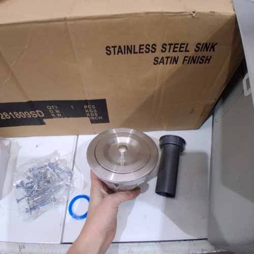 RICINUN TOP-MOUNT DEEP BAR/KITCHEN SINK - 28" X 18" X 9" - STAINLESS STEEL - (MODEL: YJ281809SD) image 6