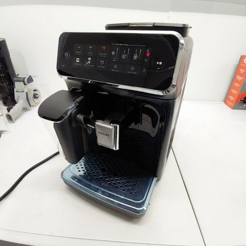 PHILIPS 3300 SERIES ULLY AUTOMATIC ESPRESSO MACHINE WITH LATTEGO MILK SYSTEM AND INTEGRATED GRINDER - GLOSSY BLACK (MODEL:EP3341/50) image 3