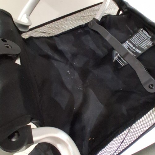 GB POCKIT+ ALL -CITY STROLLER FASHION EDITION - VELVET BLACK (MODEL: 619000533) image 5
