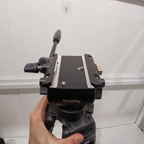 SMALLRIG AD14 HEAVY-DUTY ALUMINUM ALLOY TRIPOD - 34" - 73" - BLACK - (MODEL: 5440 ) image 3