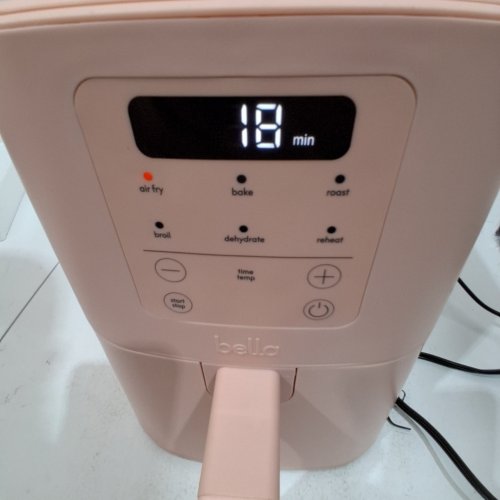 BELLA SLIM AIR FRYER - 4 QT, 120 V, 1300W - PINK (MODEL: EK-40Z06E1) image 2