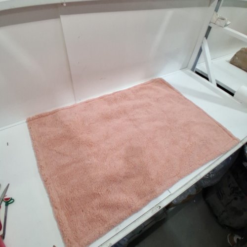 SOFT AND COMFORTABLE FLUFFY SHAG PET BLANKET - 27" X 38" - PINK image 3