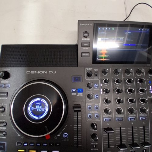 DENON DJ SC LIVE 4 STANDALONE DJ CONTROLLER WITH STEM SEPARATION ON 4-DECKS - BLACK image 6