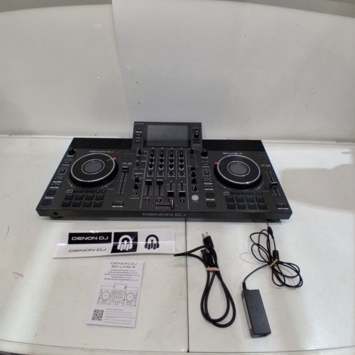 DENON DJ SC LIVE 4 STANDALONE DJ CONTROLLER WITH STEM SEPARATION ON 4-DECKS - BLACK image 17
