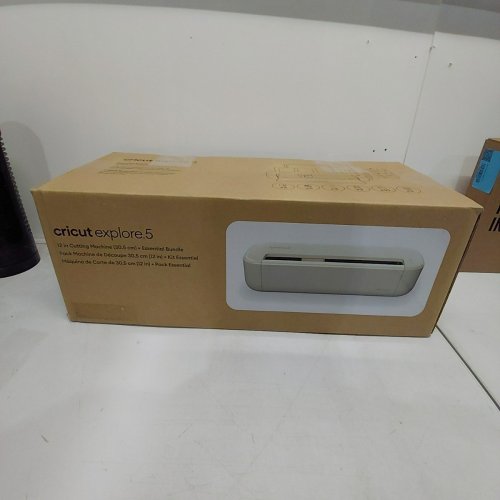 CRICUT 12" CUTTING MACHINE ESSENTIAL BUNDLE - CREAM (MODEL: EXPLORE 5) image 6