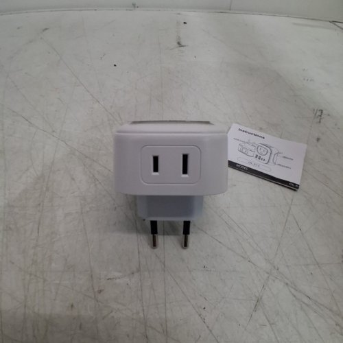 YVLEE INTERNATIONAL UNIVERSAL TRAVEL ADAPTER - EUROPEAN PLUG - WHITE (MODEL: ‎OL-513) image 4