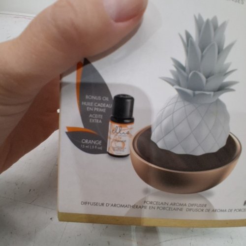 HOMEDICS ELLIA COASTAL CACTUS PORCELAIN AROMA DIFFUSER - BONUS 15ML ORANGE OIL - WHITE/ORANGE (MODEL:ARM-P110TC-EO9) image 3