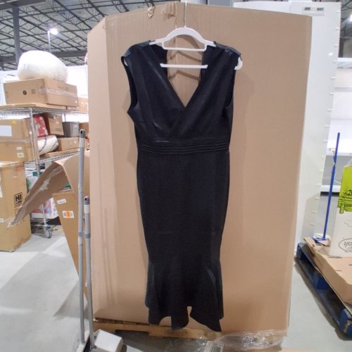WOMEN'S SLEEVELESS V-NECK DRESS - SMALL - BLACK image 4