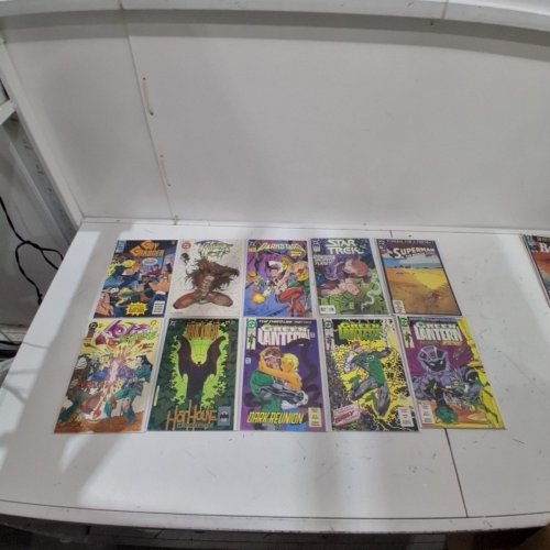 10 ASSTD DC COMIC BOOKS - VARIOUS AUTHORS image 2
