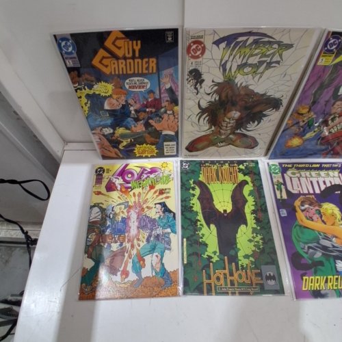 10 ASSTD DC COMIC BOOKS - VARIOUS AUTHORS image 3