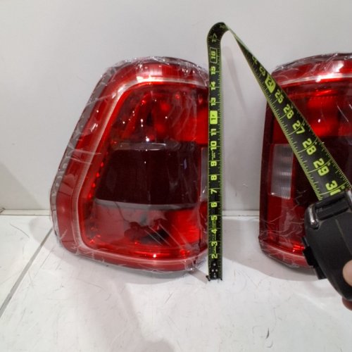 2PC AUTOMOTIVE REAR TAIL LIGHTS ASSEMBLIES - FITS SELECT MODELS - RED (ITEM: CY002J-2) image 5