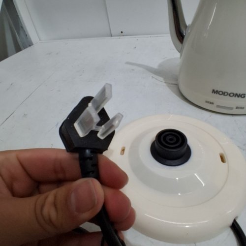 MODONG GOOSENECK ELECTRIC KETTLE - CREAM BEIGE image 3
