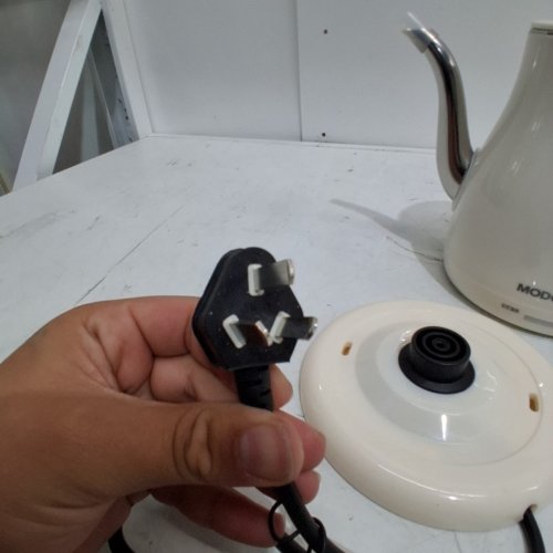 MODONG GOOSENECK ELECTRIC KETTLE - CREAM BEIGE image 4