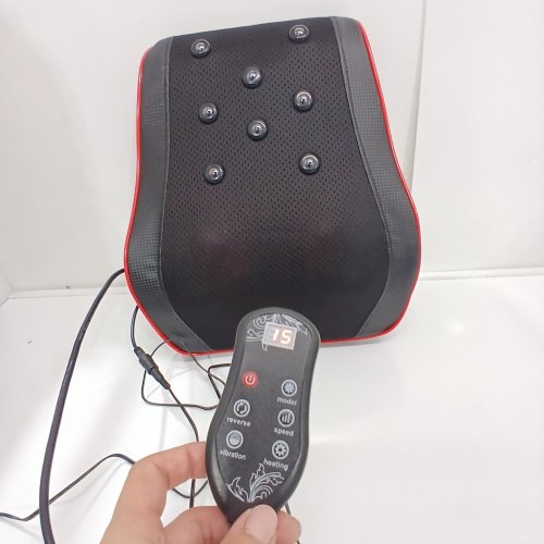 BRAVEHEART MULTIFUNCTIONAL HEATED MASSAGE PILLOW WITH 8 HEADS - 12 V, 24W - BLACK AND RED (MODEL: YD-708 K) image 2