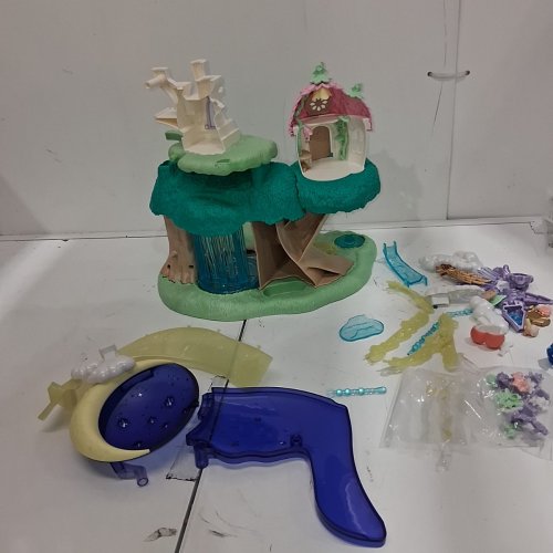 CALICO CRITTERS WOODLAND WONDER FAIRY CASTLE - (MODEL: CC2337) image 5
