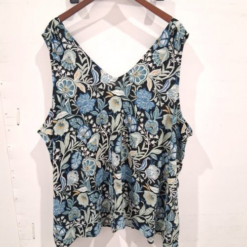 WOMEN'S LANE BRYANT FLORAL SLEEVELESS TANK TOP - 4X - GREEN (STYLE: ARELLB0189) image 2