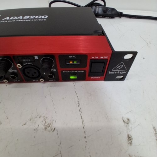 BEHRINGER ULTRAGAIN DIGITAL AUDIOPHILE 8 IN/8 OUT ADAT AUDIO INTERFACE WITH MIDAS MIC PREAMPLIFIERS - (MODEL: ADA8200) image 2
