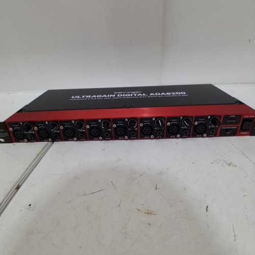 BEHRINGER ULTRAGAIN DIGITAL AUDIOPHILE 8 IN/8 OUT ADAT AUDIO INTERFACE WITH MIDAS MIC PREAMPLIFIERS - (MODEL: ADA8200) image 4