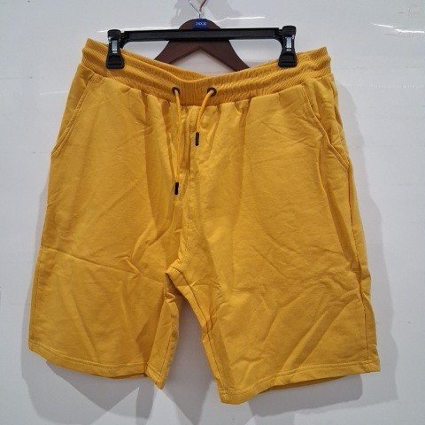 BOY'S STRAIGHT LEG SHORTS FOR LOOSE FIT - 4XL YOUTH - YELLOW image 2