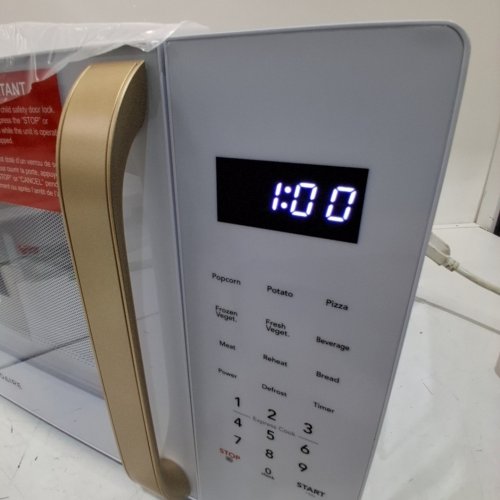 FRIGIDAIRE COUNTERTOP MICROWAVE OVEN - 1.1 CU. FT 900W- WHITE - (MODEL: EMW1154) image 2