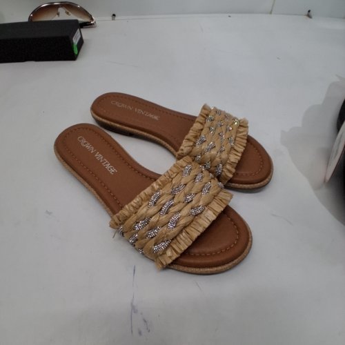 WOMENS CROWN VINTAGE RUFFLE EMBELLISHED SLIDE SANDALS - 7M- TAN image 2