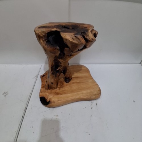 WELLAND TREE STUMP STOOL - 14" TALL LIVE EDGE ORGANIC CEDAR STUMP MUSHROOM SHAPED - NATURAL WOOD DISTRESS FINISH (MODEL: WFC950-300) image 3