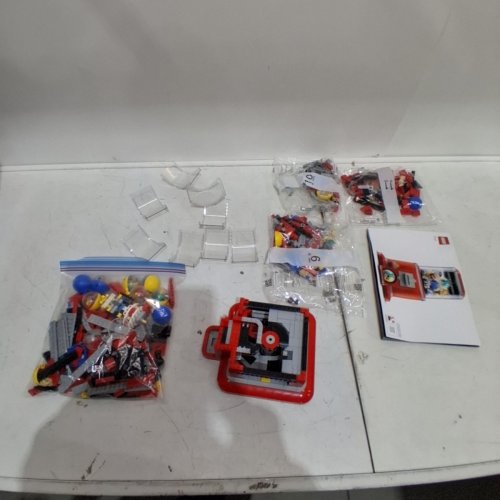 1353PC LEGO IDEAS MINIFIGURE VENDING MACHINE BUILDING SET FOR ADULTS - 18+ - RED (MODEL: 21358) image 2