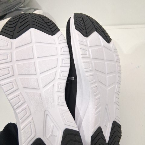 MEN'S PUMA RUNNING SHOE - SIZE 9 - BLACK WHITE (STYLE:314316-01) image 3