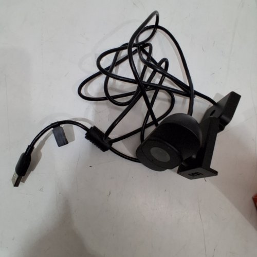 ONN 1440P SWIVEL HEAD WEBCAM - 6FT - BLACK (MODEL: 100123820) image 3
