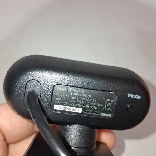 ONN 1440P SWIVEL HEAD WEBCAM - 6FT - BLACK (MODEL: 100123820) image 5